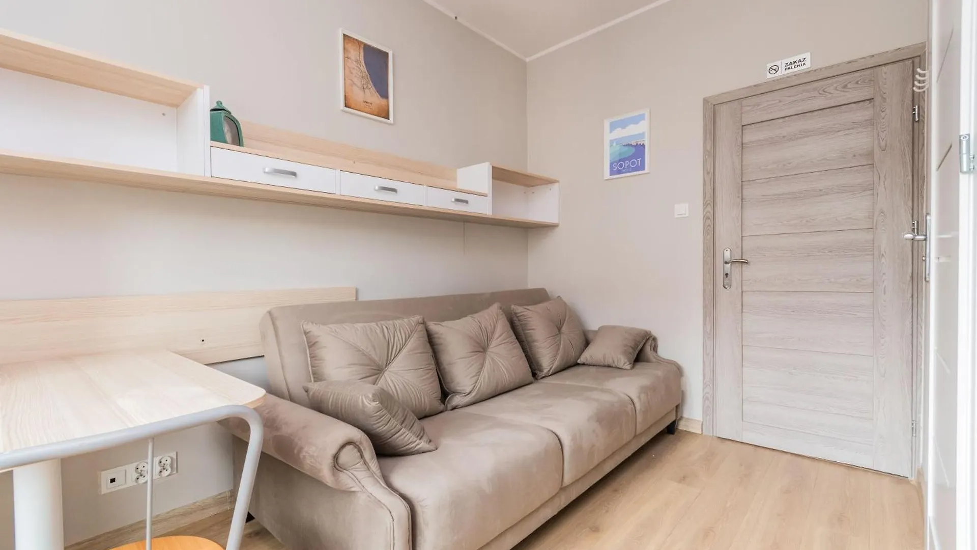 Traffic Studio 2 By Grand Apartments Sopot Poland